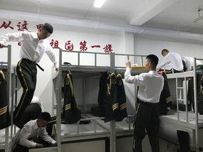 武警整理着装视频,标准着装视频展示军容严整